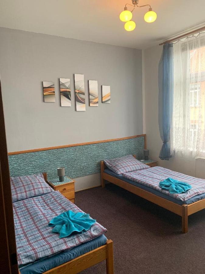 Penzion Rajf Krnov Esterno foto