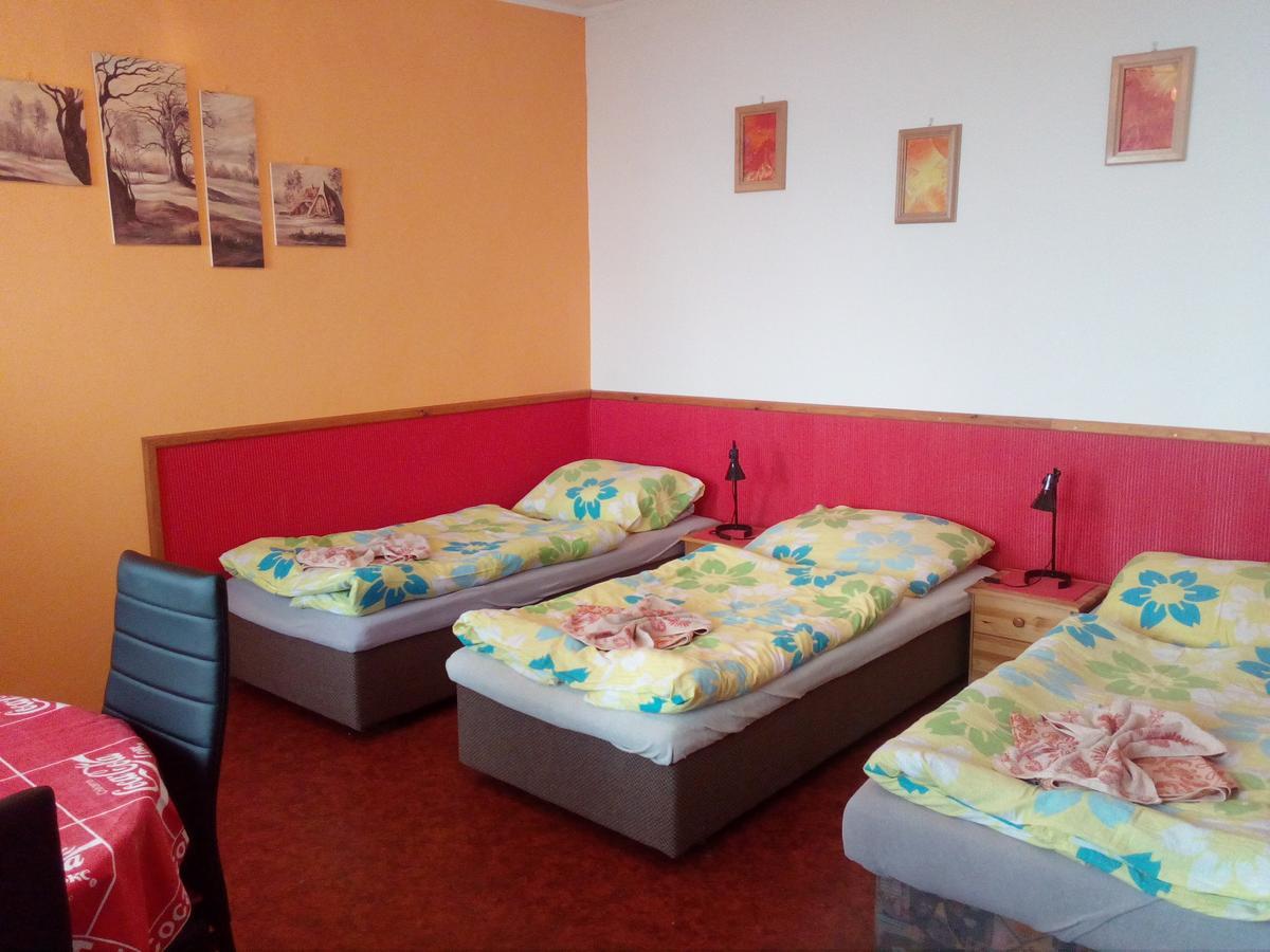 Penzion Rajf Krnov Esterno foto